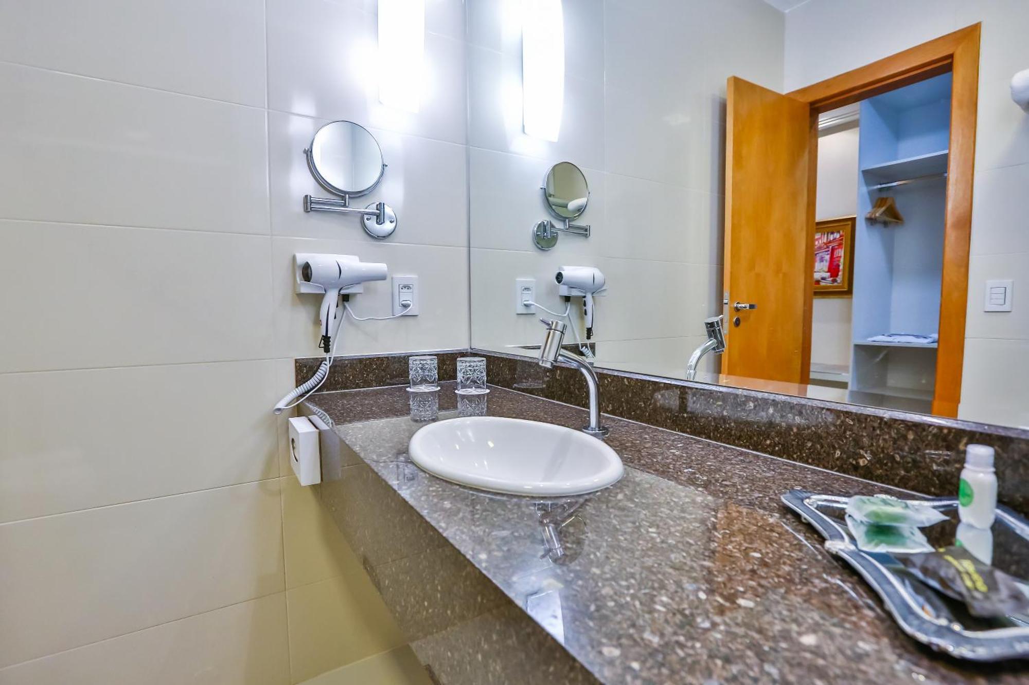 Golden Lis Hotel Boutique — Foto’s 1